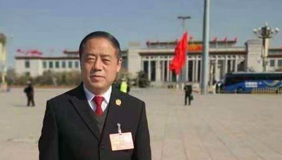 住陜?nèi)珖?guó)政協(xié)委員鞏富文： 以調(diào)研成果充分闡釋好中國(guó)法治理論