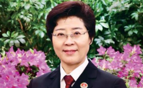 住陜?nèi)珖?guó)政協(xié)委員高潔：未成年人食品包裝應(yīng)規(guī)范標(biāo)識(shí)
